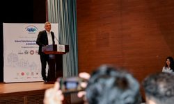 Erhürman: “Asıl marifet gençlerin ülkelerinde kalmak veya ülkelerine geri dönmek istemelerinin koşullarını yaratmak”