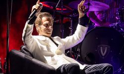 Teoman, Kıbrıs’ta Müzikseverlere Unutulmaz Bir Gece Yaşattı