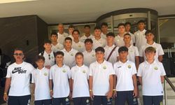 Doğan Türk Birliği Şampiyon U15 takımına anlamlı ödül