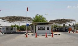 Metehan Kara Geçiş Kapısı’ndaki operasyonda yaklaşık 2 kilo uyuşturucu ele geçirildi