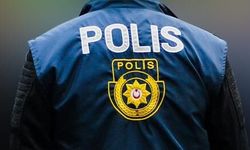 Polisiye olaylar…Sarhoş kişi polise küfür etti, polis aracına tekme vurdu