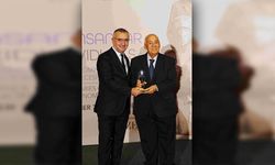 Reha Arar’a gastronemiye hizmet ödülü