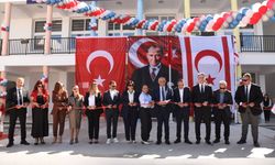 Haspolat Gülen Tüfekçi İlkokulu’nda yeni derslik binaları ve oyun parkı açıldı
