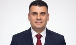 Akpınar, Lefkoşa ve Girne Belediyesi başkan adaylarını açıkladı