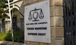 Yüksek Mahkeme:"Meryem Gezici aleyhine Mahkeme avlusunda bağırmak,uygunsuz tavır ve hareket suçlamasıyla dava getirildi"