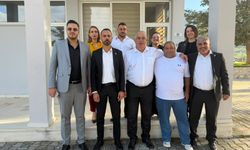 Albayrak, bölge muhtarlarıyla bir araya geldi