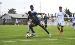 Aslanköy Son Nefeste Yeşilova’ya Takıldı..! (1-1)