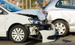 Girne ve Gazimağusa’da trafik kazası: 2 kişi yaralandı, 1 araç sürücüsü tutuklandı