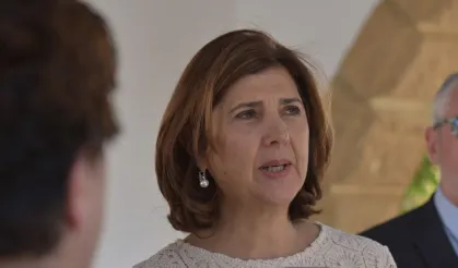 Holguin: “Liderlerin halklarını bir kez daha hayal kırıklığına uğratması uzun yıllar sürecek durağanlığa neden olabilir”