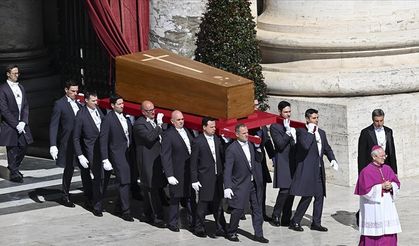 Vatikan'da Papa Franciscus için cenaze töreni düzenleniyor