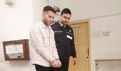Eşine Bıçakla Saldıran Zanlı 6 Ay Hapse Mahkum Edildi