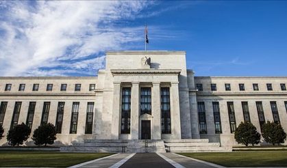 Fed faiz oranını sabit tuttu… Powell, tarifelerdeki artışların bu yıl fiyatları yükseltebileceğini söyledi