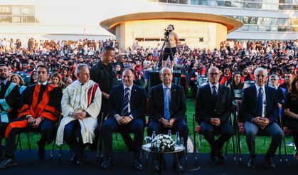 Meclis Başkanı Öztürkler, Uluslararası Kıbrıs Üniversitesi’nin 2024-2025 Bahar Dönemi mezuniyet törenine katıldı