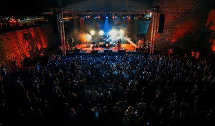 25. Uluslararası Mağusa Kültür Sanat Festivali “Adamlar” konseriyle başladı