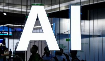 Anket: İngilizlerin yüzde 51'i yapay zekanın işlerini ellerinden alacağından endişeli