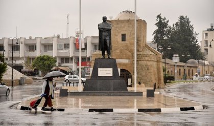 Yeni yılın ilk günü yer yer hafif sağanak yağmur ve fırtına bekleniyor