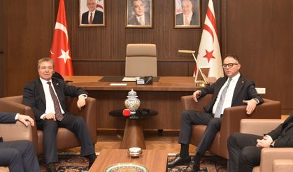 Başbakan Üstel, Özerdağ ve Yüksek Adliye Kurulu üyeleri ile toplantı yaptı… Yargı reformu ele alındı