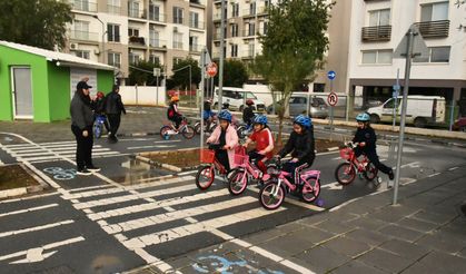 İlkokul öğrencilerine yönelik trafik eğitimleri yeniden başladı...Hedef 3 bin öğrenciye ulaşmak
