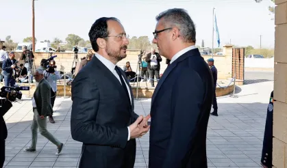 Hristodulidis: “Erhürman’ın tezi iki devletse açıkça söylesin”