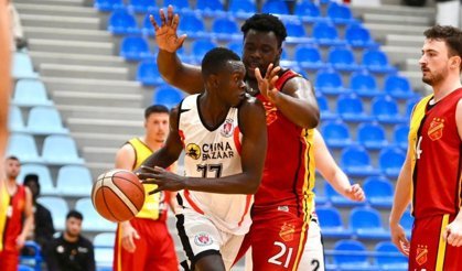 China Bazaar Ada'dan farklı galibiyet