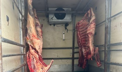 Hamitköy’de sağlıksız koşullarda, kaçak kesilen etler imha edildi