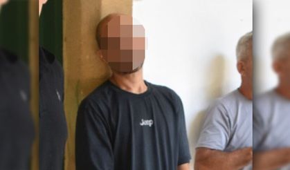 Annesini Makasla Tehdit Eden Zanlıya 15 Gün Cezaevi Kararı