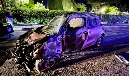 Lefkoşa- Girne ana yolunda üç aracın karıştığı kazada motosiklet sürücüsü yaralandı
