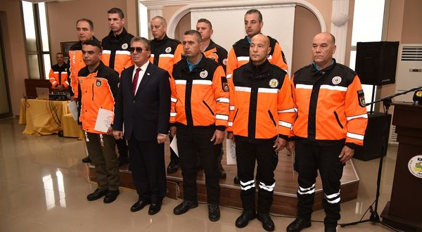 Sivil Savunma Teşkilatı Başkanlığı personeline Başbakan Üstel tarafından teşekkür belgesi takdim edildi