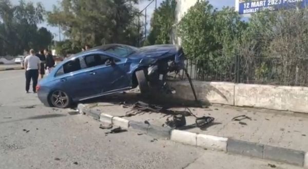 Serdarlı ve Lefkoşa'da üç trafik kazasından ikisi hasarla atlatılırken biri yaralanmayla sonuçlandı