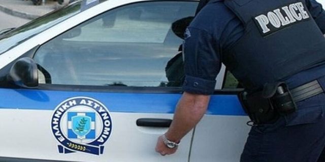 KKTC'den Güney Kıbrıs'a düzensiz mülteci götüren Rum polisi tutuklandı