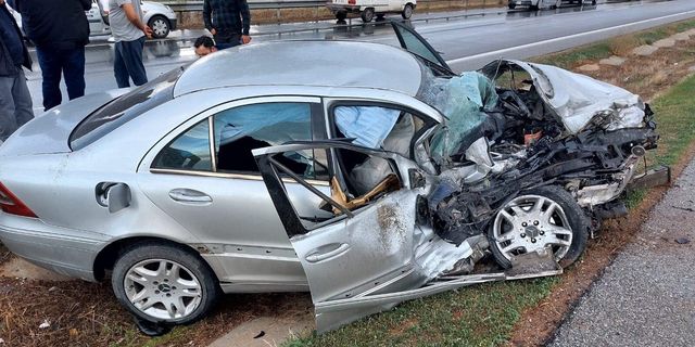 Lefkoşa-Gazimağusa ana yolundaki kazada iki kişi yaralandı