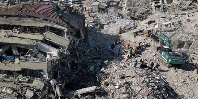 Depremlerde can kaybı 14 bin 351'e yükseldi