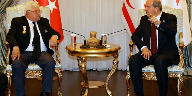 Cumhurbaşkanı Ersin Tatar, TBK Gaziler Derneği’ni heyetini kabul etti