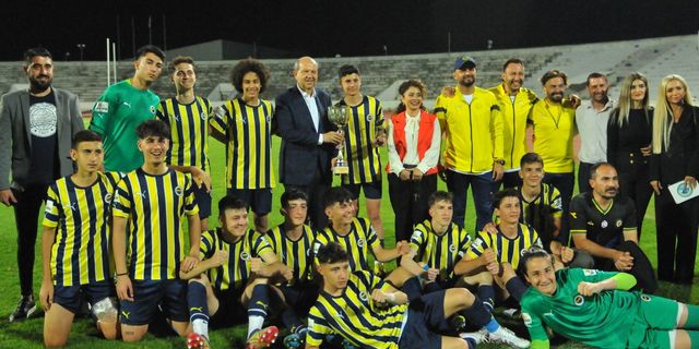 Şampiyon Fenerbahçe (2-0)