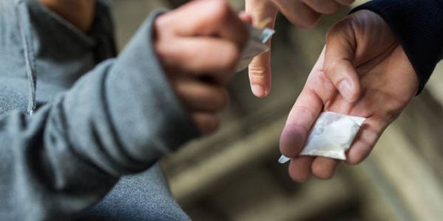 Güney Kıbrıs’taki orta eğitim kurumlarında ciddi uyuşturucu sorunu