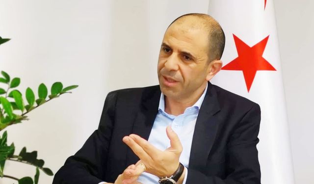 Özersay, Rum lideri eleştirdi