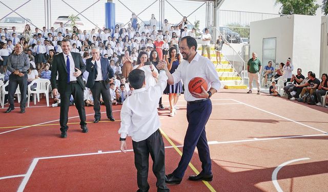 Kritik saatler yaşanırken Hristodulidis'in basketbol oynaması tepkilere neden oldu...