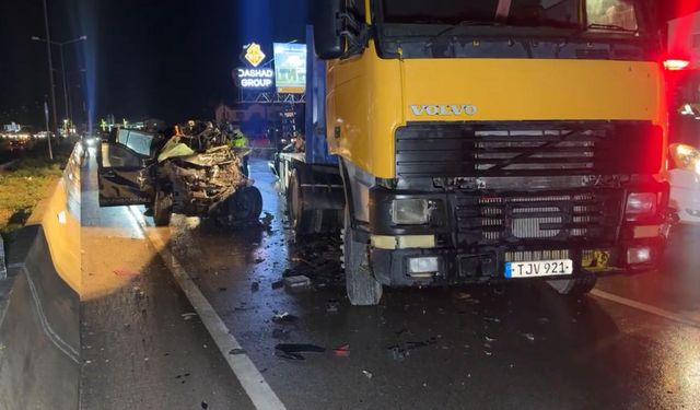 Gazimağusa - İskele Anayolunda Kaza: 2 Kişi Hayatını Kaybetti