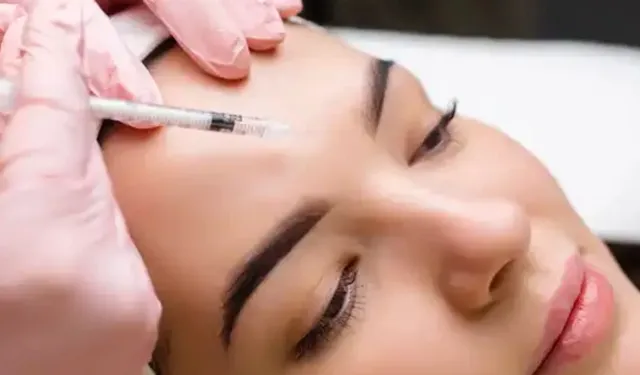 Alsancak’ta bir evde botox yapımında kullanılan malzemeler bulundu