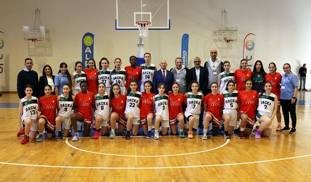 Meclis Başkanı Töre, Tek Ruh Tek Zafer Basketbol Şampiyonası’nın açılışına katıldı