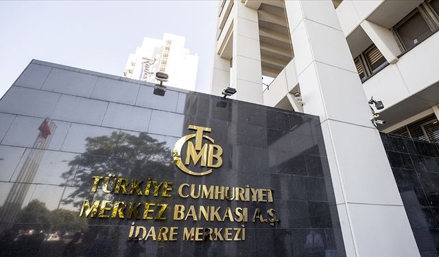 Merkez Bankası politika faizini yüzde 42,50'ye çıkardı