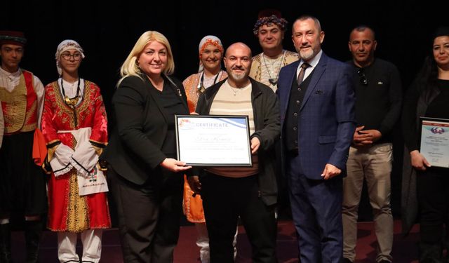 CIOFF Kuzey Kıbrıs, üye festivallere belgelerini takdim etti