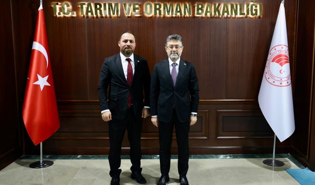 Tarım Bakanı Çavuş, mevkidaşı Yumaklı ile görüştü