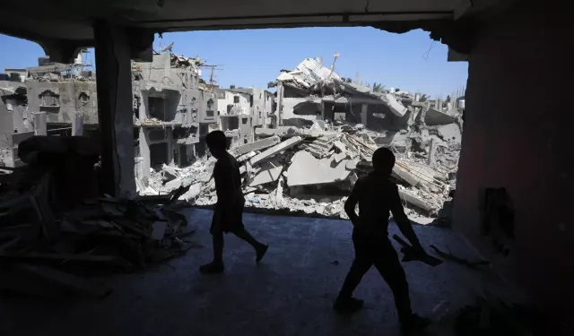 İsrail, Gazze'ye gece boyu hava, kara ve denizden saldırılarını sürdürdü