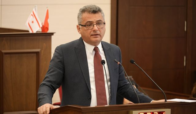 Erhürman Kıbrıs sorununa ilişkin konuştu: “Doğru zeminde değiliz, diyalog kurmuyoruz, diplomasi yürütmüyoruz”