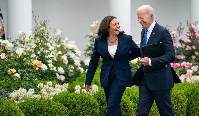 Seçim yarışından çekilen Biden, Harris'i desteklediğini açıkladı