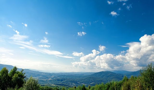 Hava sıcaklığı birkaç derece düşecek ancak cumadan sonra yine 40’lara yükselecek