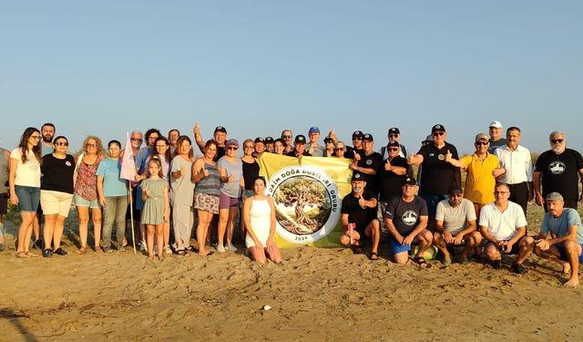 15 örgüt DAÜ Beach Club sahilinde gözlem yürüyüşü yaptı: "Bölge fauna ve florasıyla korunmalı"