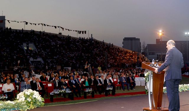 Cumhurbaşkanı Ersin Tatar, DAÜ’nün mezuniyet törenine katıldı