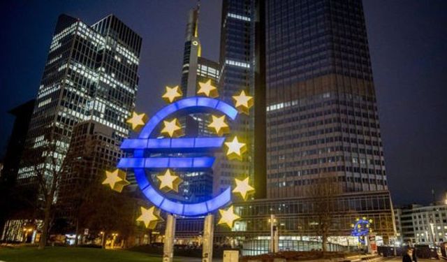 Euro Bölgesi'nde yıllık enflasyon beklentilerle paralel